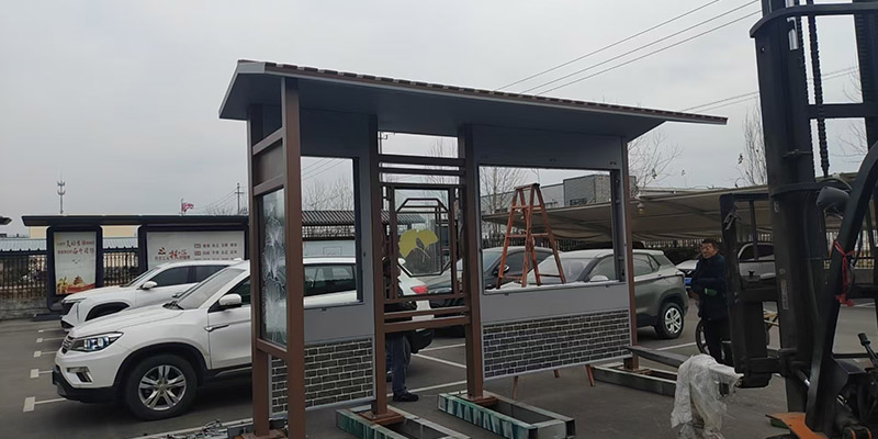 興恒候車亭廠家廠內(nèi)徽派候車亭尺寸檢查紀(jì)實(shí)